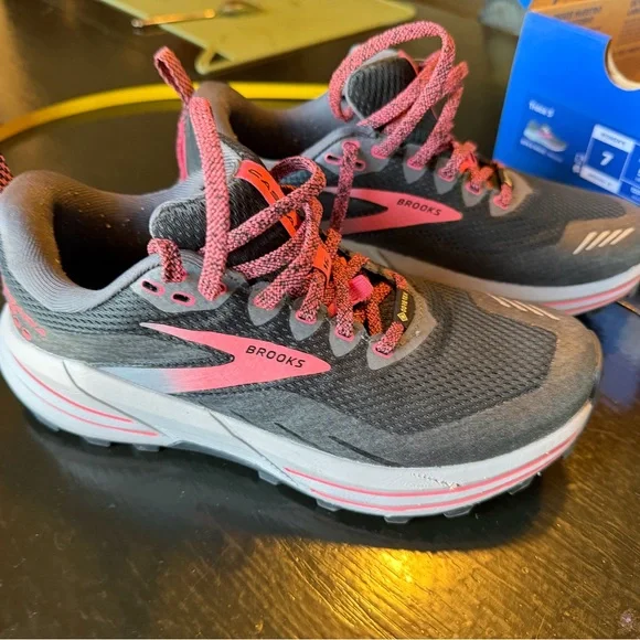 Brooks Charcoal and Coral Athletic Shoes - Picture 2 of 7